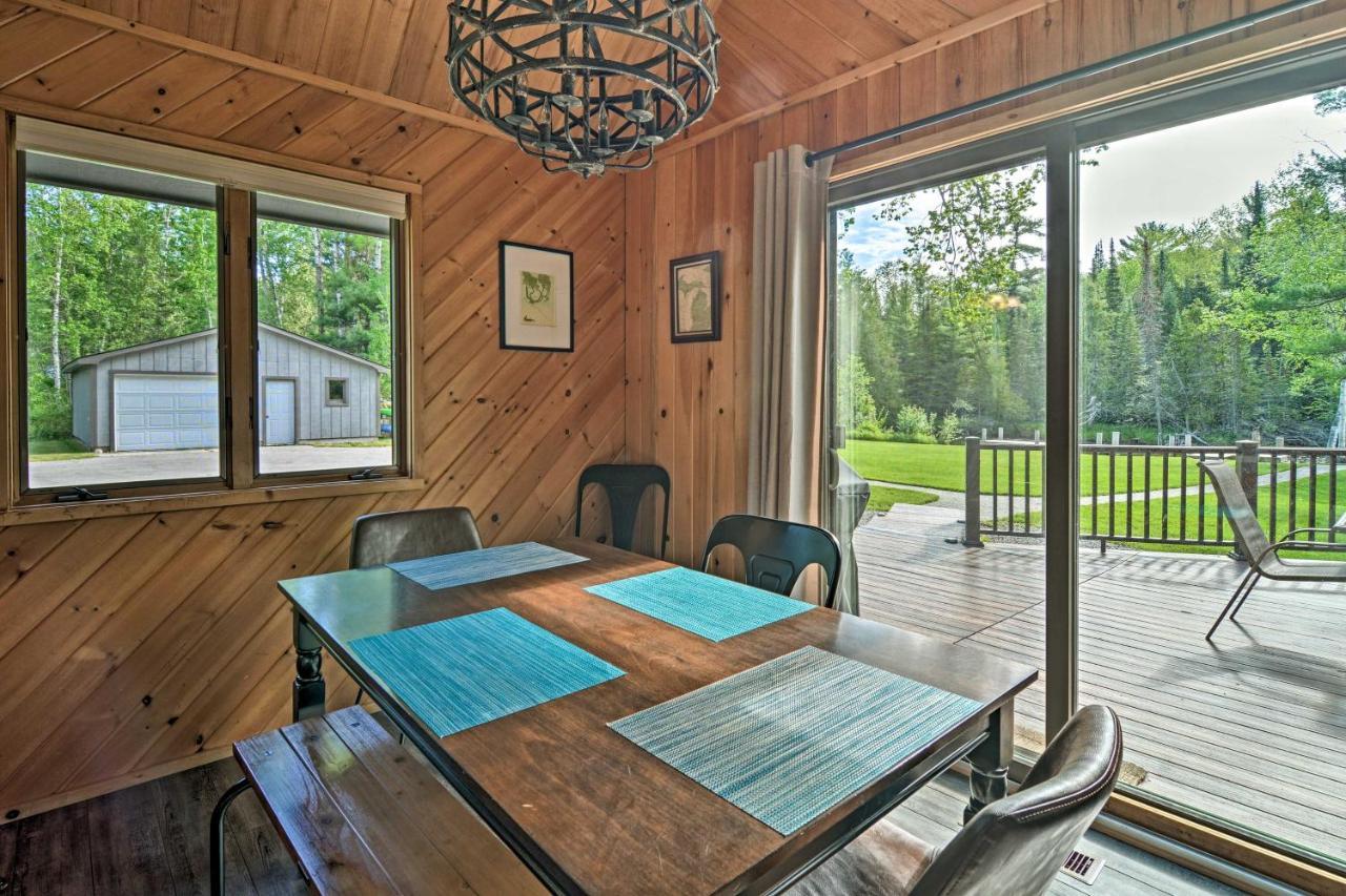 Riverfront Traverse City Cabin Fish, Kayak And Tube エクステリア 写真